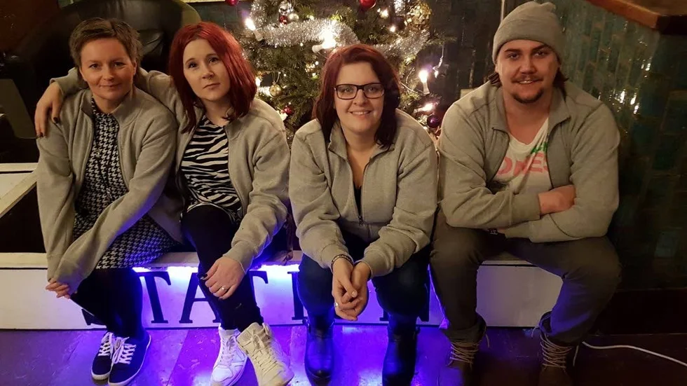 Personal. Inger Majlöf, Petra Hietamäki, Irina Karhu och Anton Kangas är fyra av de åtta anställda som arbetar på Station.