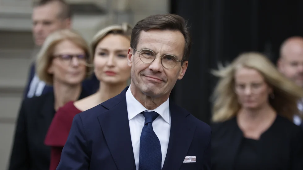 Statsminister Ulf Kristersson (M) lovar att genomföra en fullständig översyn av strafflagstiftningen.