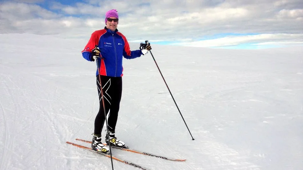 Wolfgang på vidden. Jokkmokksborna Wolfgang Mehl, bilden, och Sandra Cerboni är initiativtagare till en modern variant av Nordenskiöldsloppet Jokkmokk-Kvikkjokk-Jokkmokk,  220 kilometer. Premiären sker 2017 och just nu pågår banläggning.