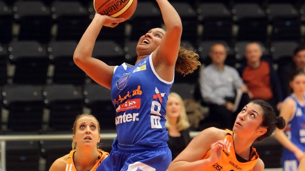 Borta. Miah-Marie Langlois missar första kvartsfinalen på grund av en lårskada.