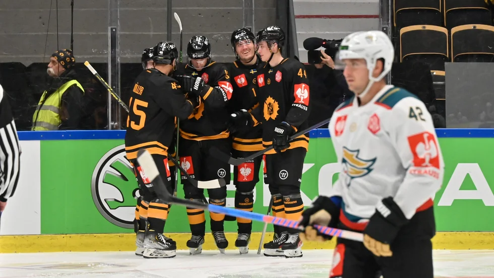 Ett juniorbetonad Skellefteå AIK tog en komfortabel seger mot Belfast.