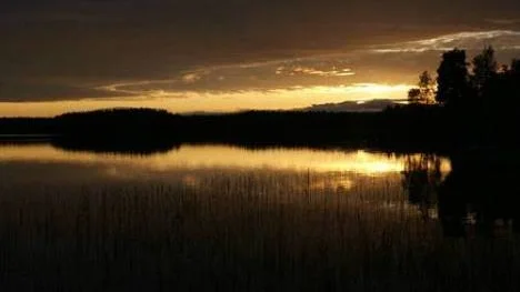 En härlig sommarnatt i jävreträsket.