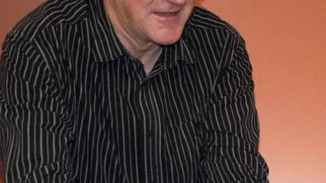 Ingemar Nyström, Moskoselsbygdens ideella friskoleförening, väntar ännu på Skolinspektionens beslut. "Det hade varit önskvärt om beslutet kommit tidigare, för alla som berörs". (Arkivbild)