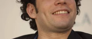 Dudamel stannar i Göteborg