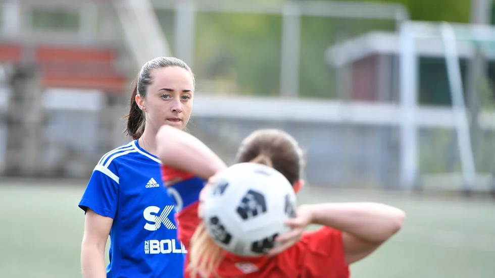 Tilda Stenman gjorde ett av målen när Clemensnäs/RIF bröt förlustsviten på tre matcher efter 2–2 mot Umeå Södra.