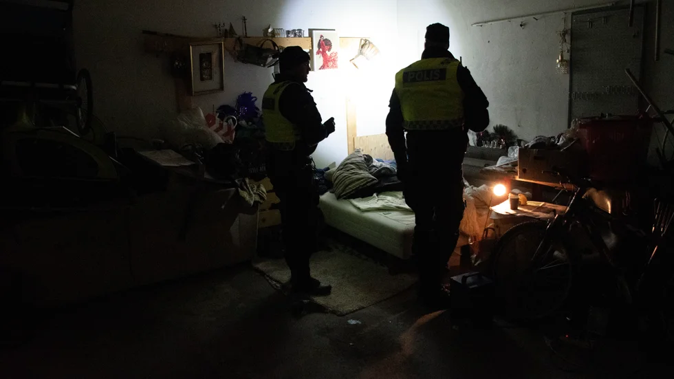 Polisen går oftast först in i lokalerna där brottslighet misstänks. Olagliga bostäder och utnyttjade arbetare har upptäckts på många ställen i Linköping.