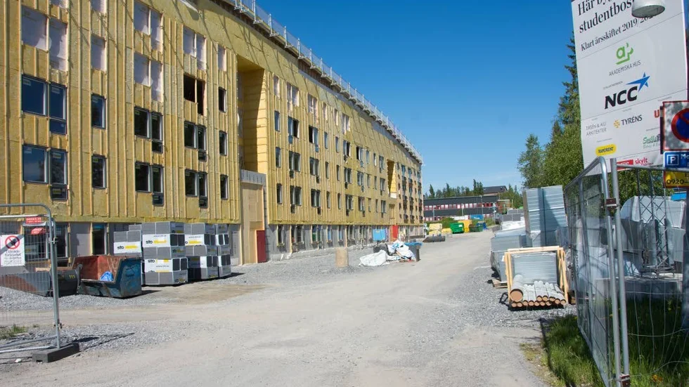 199 lägenheter blir det för studenter och forskare i Polstjärnan, som byggs på campus i Luleå. Aulis i Norr AB kommer att blockhyra hela huset av fastighetsägaren Akademiska hus.