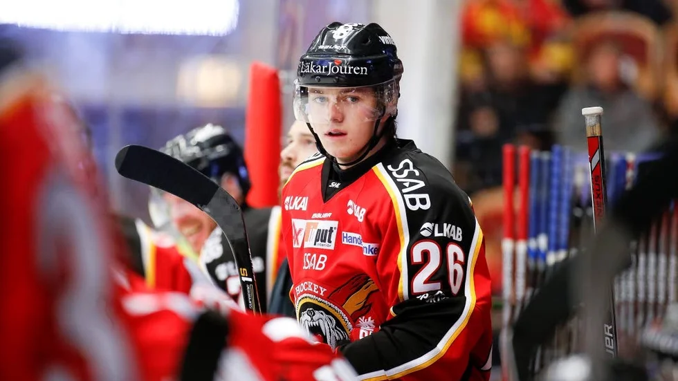 Lämnar. Livio Stadlery i en av sina SHL-matcher med Luleå. Nu återvänder han hem till Schweiz.
