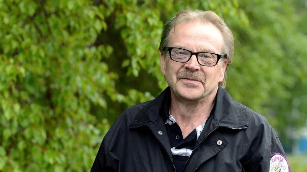 TUNGT. Trots det bistra ekonomiska läget är socialnämndens ordförande i Överkalix, Håkan Andersson, positiv. ”Jag tror att vi löser det här”, säger han.