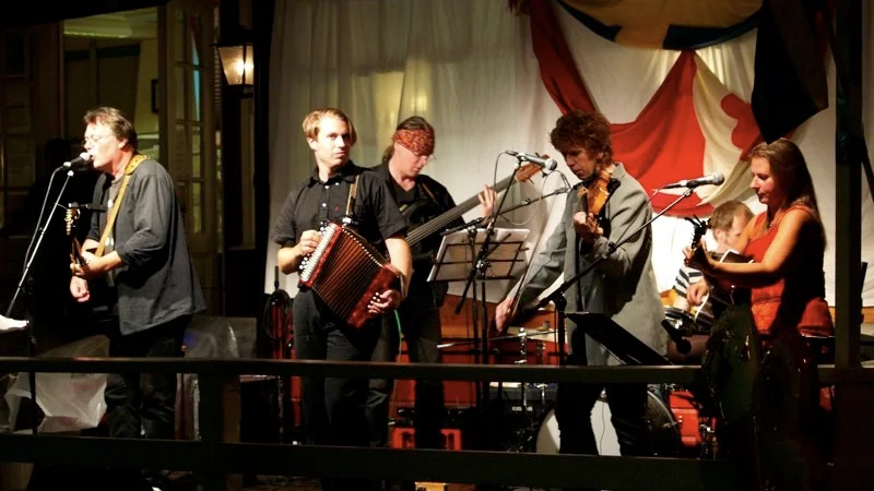 Gotländska folkrockarna Patrask är aktuella med en ny skiva.