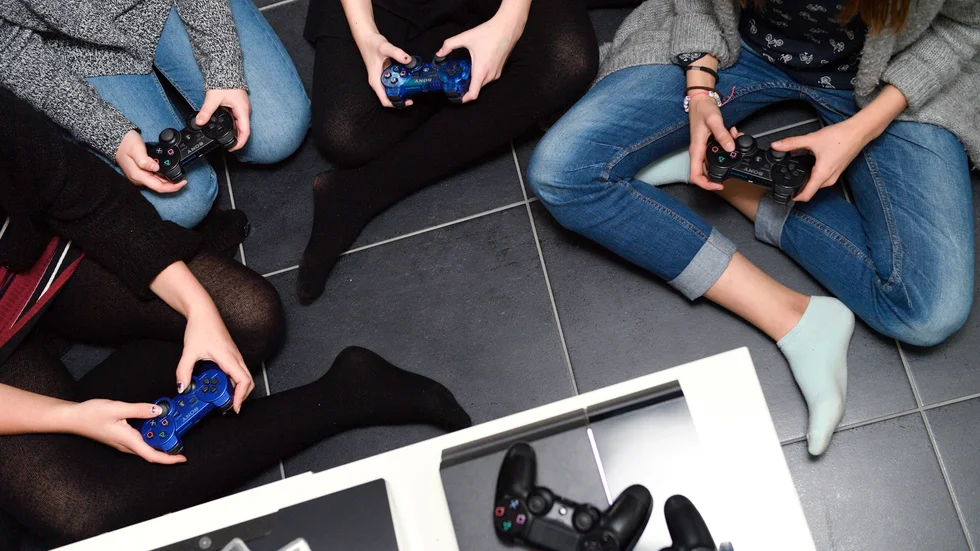 Försäljningen av hemelektronik minskar men i maj månad såldes 39 procent fler spelkonsoler än samma period förra året. Arkivbild.