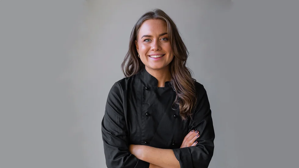 Sveriges mästerkock har Sofia Henriksson vunnit två gånger om. Men Vätternrundan har hon aldrig tidigare kört. Men på fredag är det dags och hon har full koll på vad det serveras i depåerna. 