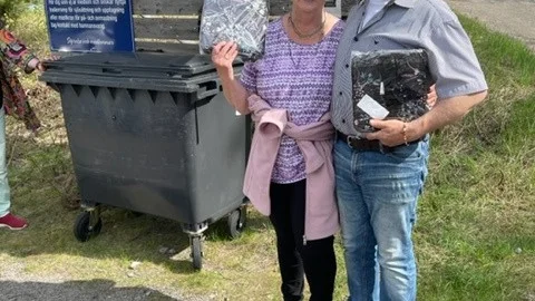 Segrade i våravslutningens pilkastningstävling gjorde i damklassen Carin Höglund, i herrklassen Raymond Engström.