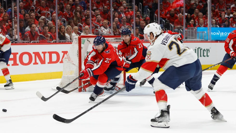 Johan Larssons Washington Capitals föll i den sjätte matchen mot Florida Panthers som därmed avgjorde matchserien. För Johan är säsongen nu över.
