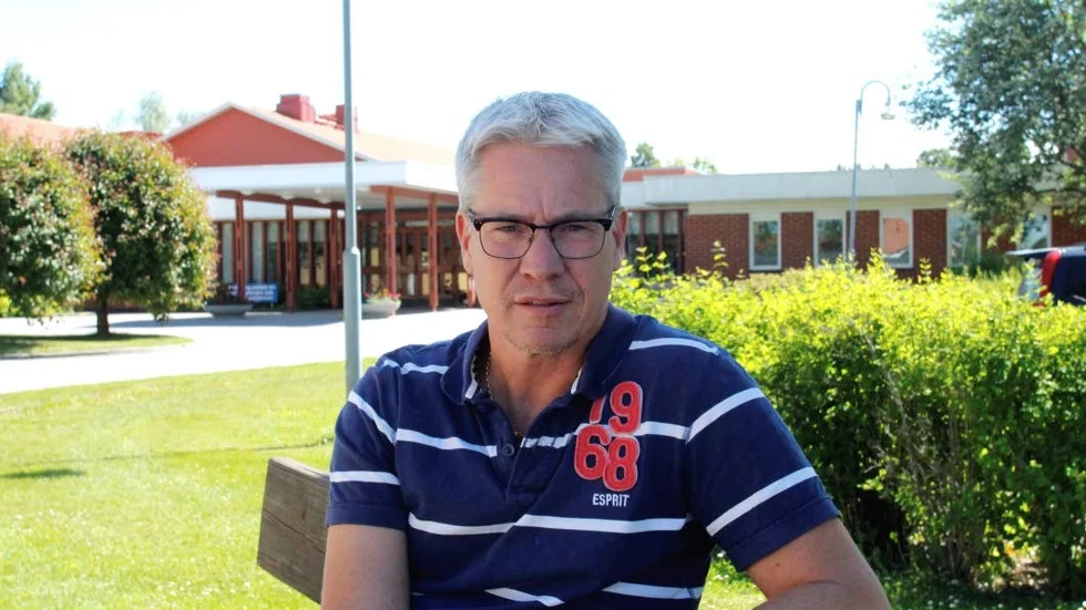 Robert Skoglund är en av de politiker som följer med på resan till Fn:s flyktingläger.