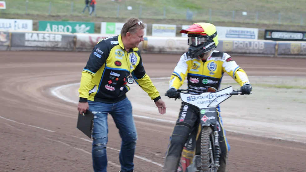Morgan Andersson och Gleb Chugunov har enats om ett fortsatt samarbete i Västervik säsongen 2023.