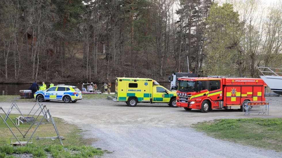En död man har hittats i Fyrisån i Sunnersta.