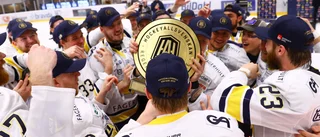 Västervikarna blev hjältar när HV71 gick upp till SHL • Krampade • Smashade sönder hjälmen • Han mötte upp på flygplatsen
