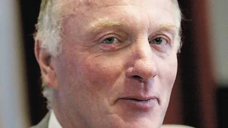 Ska Per-Olof Jacobsson (c) och Lena Celion (m) se till att sjukvården och skolan får stora sparbeting i år och 2009?