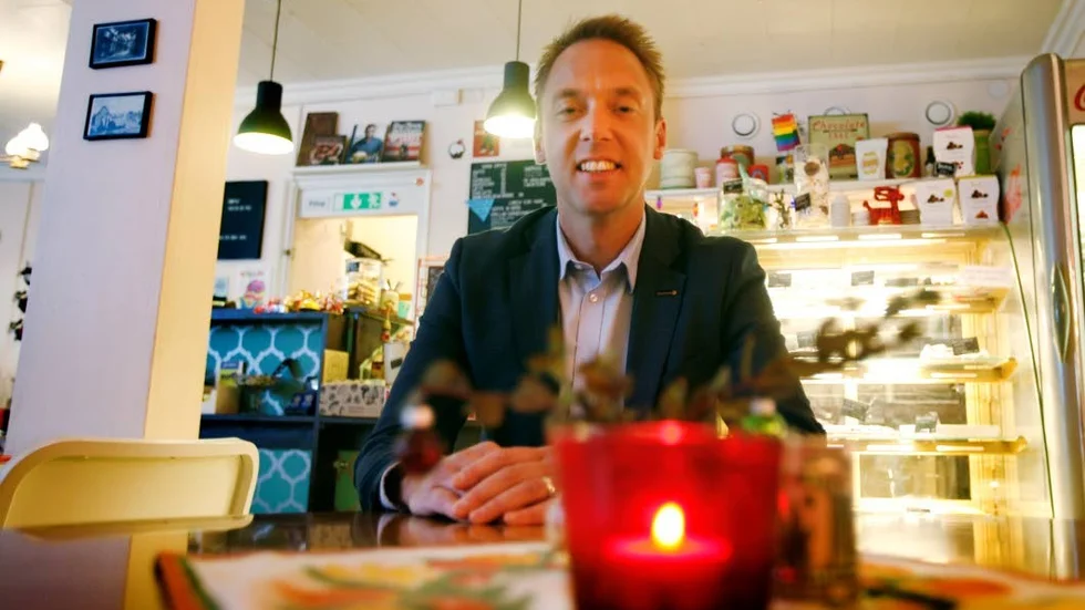 Oskar Lindehejd, Visby Centrums nye ordförande, jobbar för fler medlemmar och en levande stadskärna. Plus att han är bankchef.