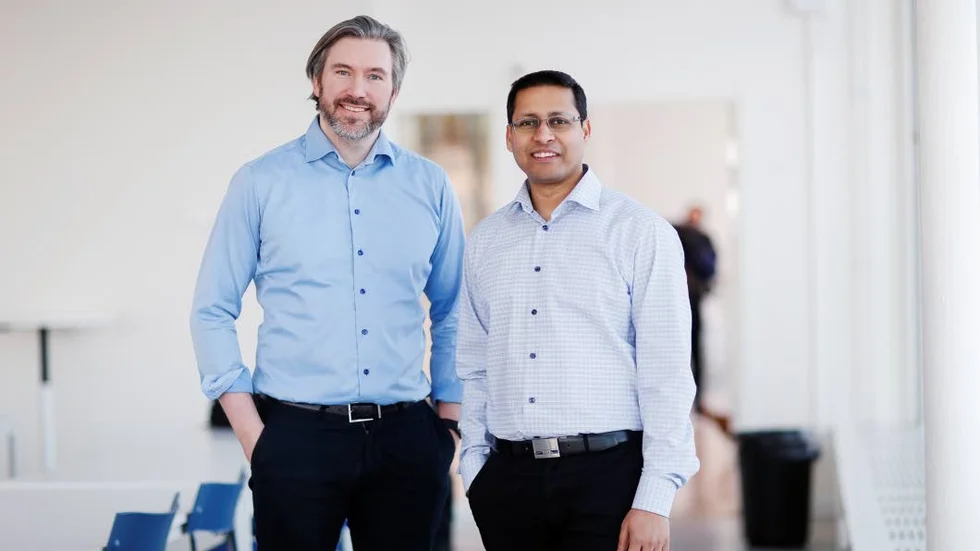 Biträdande professor David Sjödin och professor Vinit Parida vid avdelningen entreprenörskap och innovation på Luleå tekniska universitet.