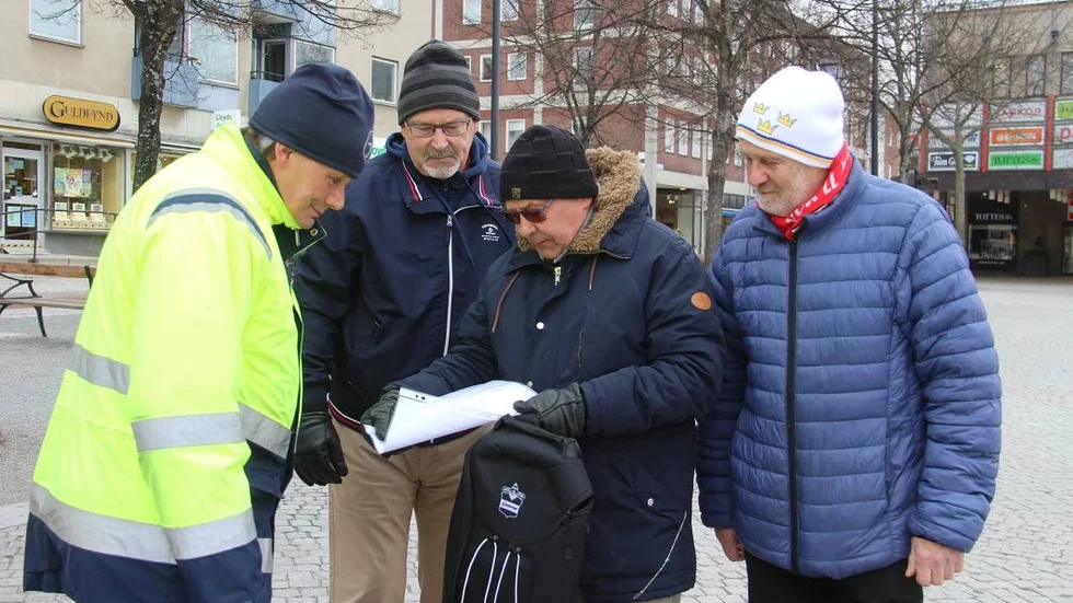 Finslipar detaljerna för vårmarknaden, Stefan Karlsson, driftsamordnare Enköpings kommun, Bosse Bodin EIS, Krister Andersson EBK och Lasse Lenell EIS.