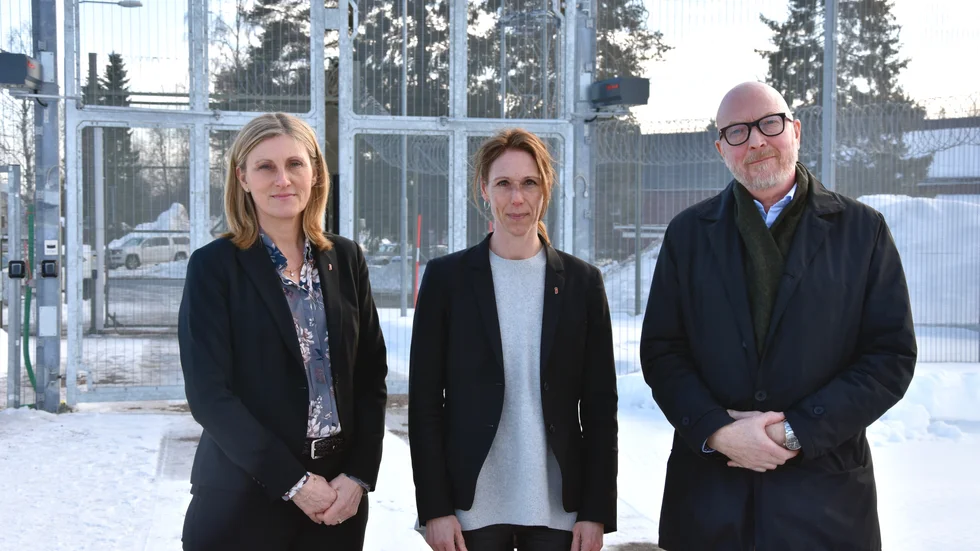 Elisabet Åbjörnsson Hollmark, Helena Finér (tf verksamhetsdirektör ungdomsvård norr) och Tomas Fjellvind.