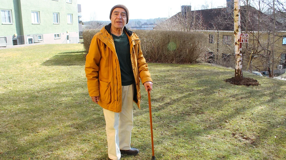 På lördag har Akbar Zolgharnian sällskap av Taher Sadigh, som översatt en av hans diktsamlingar, Märta Ekelund och Gunvor Hellström från Missionskyrkan samt Sara Svensson vid Studiefrämjandet.