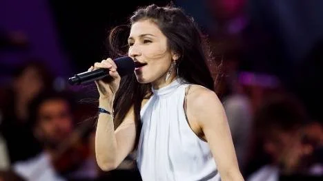 Laleh.