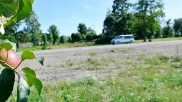 Ödetomten efter den rivna macken och vägkrogen i Grissla söder om Tierp är med i petroleumbranschens miljösaneringsfonds Spimfab sista omgång.