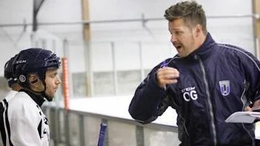 Sirius bandy första gången på is för säsongen
Tränaren Olle Gabrielsson