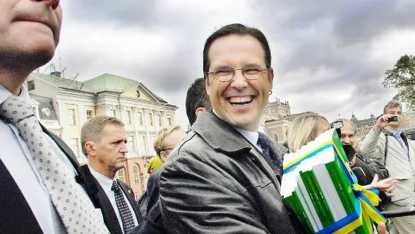 Mer i plånboken. Finansministerns skattesänkningar gynnar de som redan har, skriver Bernt Jonsson.