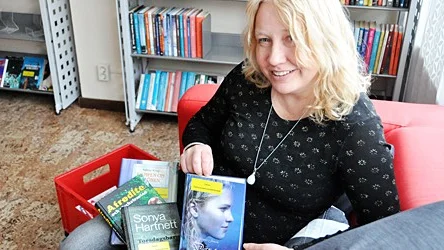 Barn- och ungdomsbibliotekarie Barbro Gräähs.
