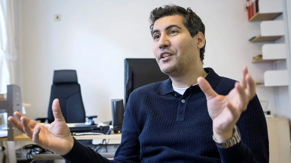 Mohammed Mekrami, t f bibliotekschef.