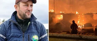Ett år efter ladugårdsbranden – olycksdrabbade gården eldhärjades igen • Ägaren: ”Man är lite chockad”