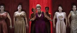 Tidslöst drama i avskalad uppsättning