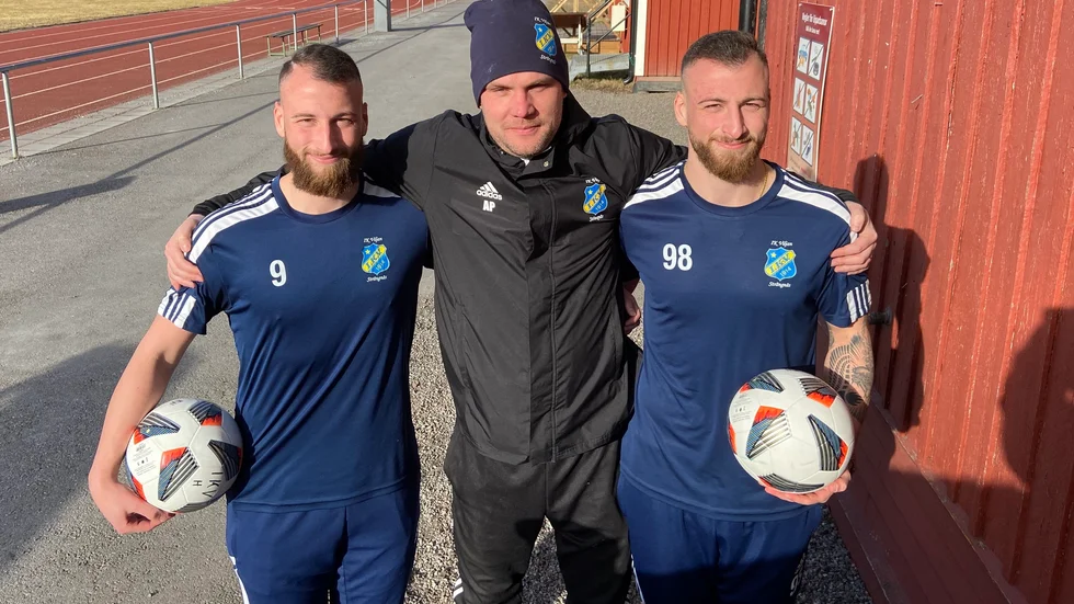 Tränaren Anders Pense har inte längre svårigheter med att hålla isär Antonius och Mattias Alias, tvillingarna som förväntas bidra med både mål och poäng i årets division 3-serie.