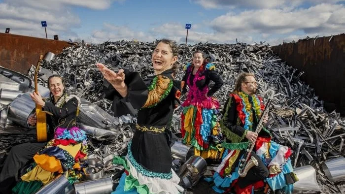 Carmen Recycled utlovar flamenco och opera.