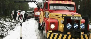 Långtradare väntas väck vid tretiden