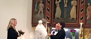 Skattjakt i kyrkan satte lekfull ton på gudstjänst