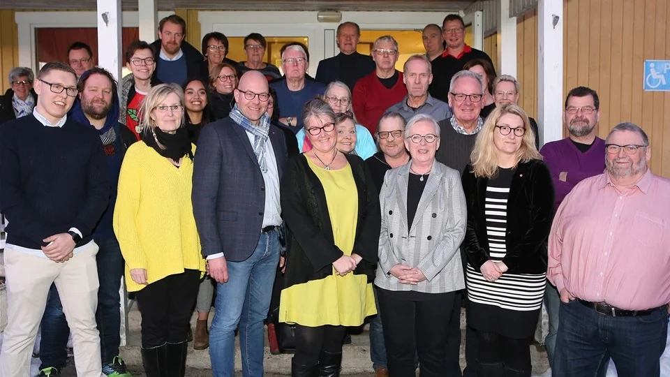 Socialdemokraterna i Vimmerby spikade sin kommunlista på söndagen. den består av 46 namn. 17 av dem är nya kandidater i kommunpolitiken.