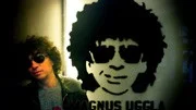 Magnus Ugglas pågående krogshow i Göteborg bygger på material från den nya plattan - men kanske blir det en turné också, i så fall till sommaren.