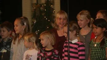 Vid lördagens julshow framträdde bland andra Minikören vid Missionskyrkan i Östervåla.