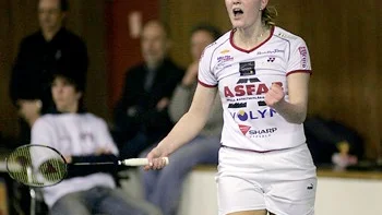 Elin Bergblom tog kvällens första SM-guld