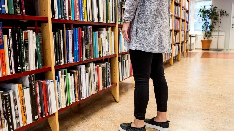 Heby. Biblioteket invigds 25 april.