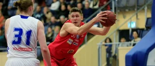Basketbjässen lämnar Uppsala