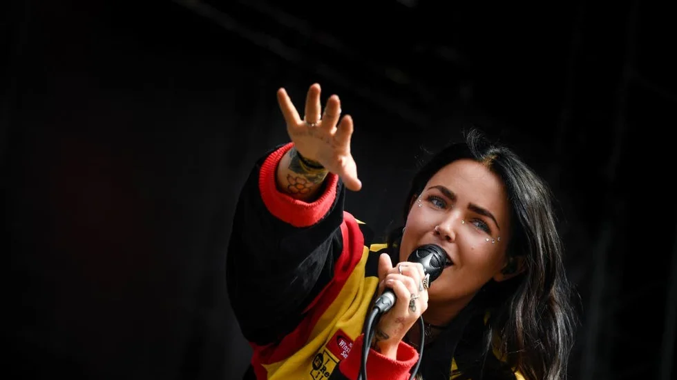 Miriam Bryant.