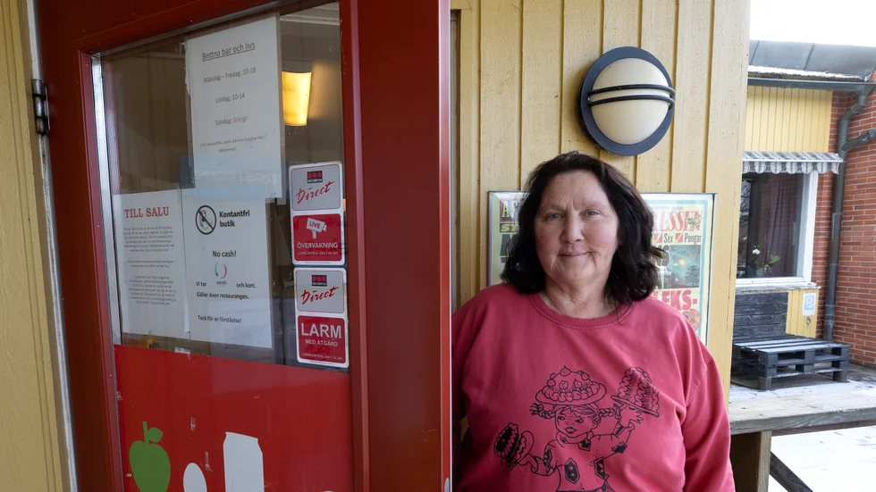 I två och ett halvt års tid har Anna Hultgren drivit Bettna bar och livs tillsammans med sin dotter Sandra Klameth.