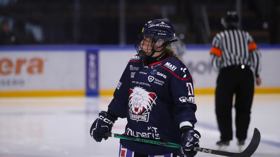 Naomi Rogge är tillbaka i LHC-laget efter sin avstängning. 