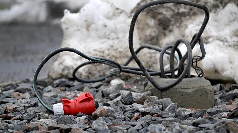 En person ska ha fått ström genom kroppen när hen skulle trassla ut en kabel. Bilden har ingen koppling till händelsen.